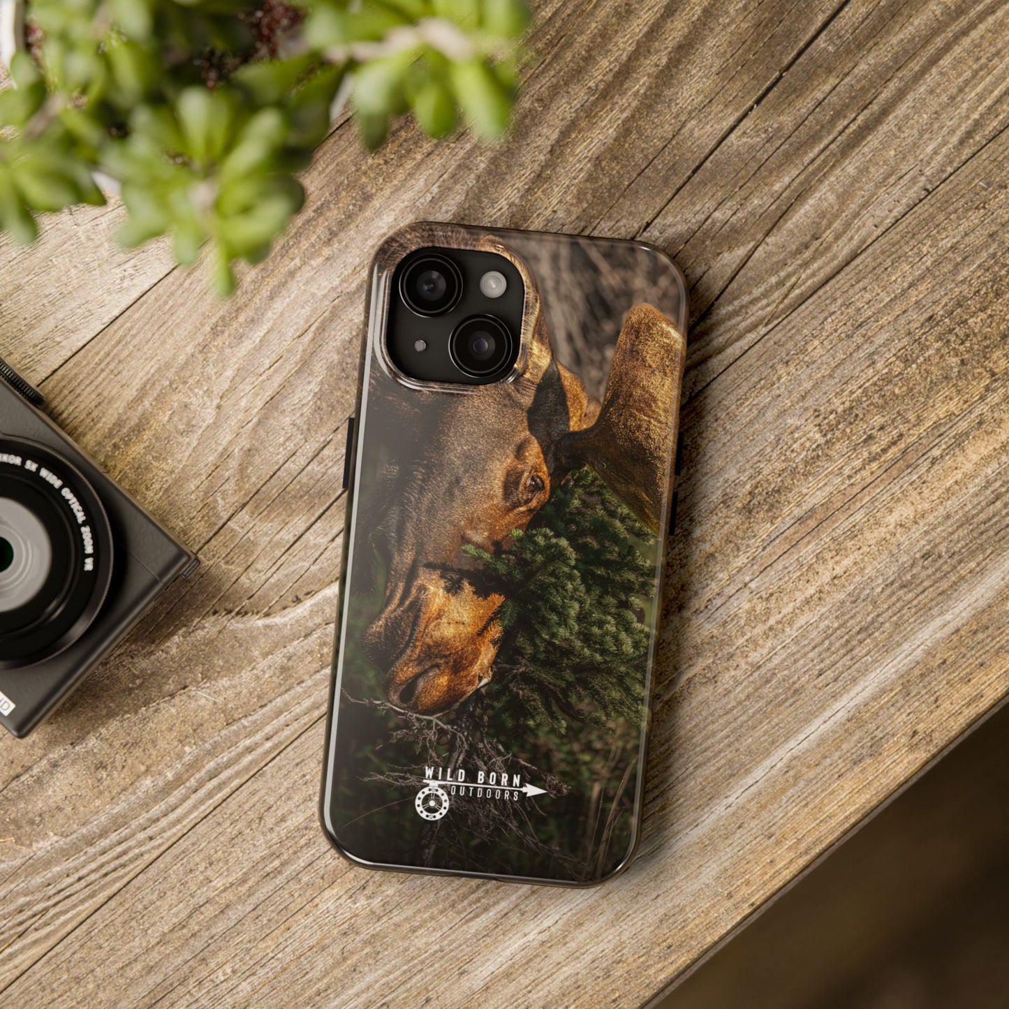 "WILD CONNECTION" PHONE CASE