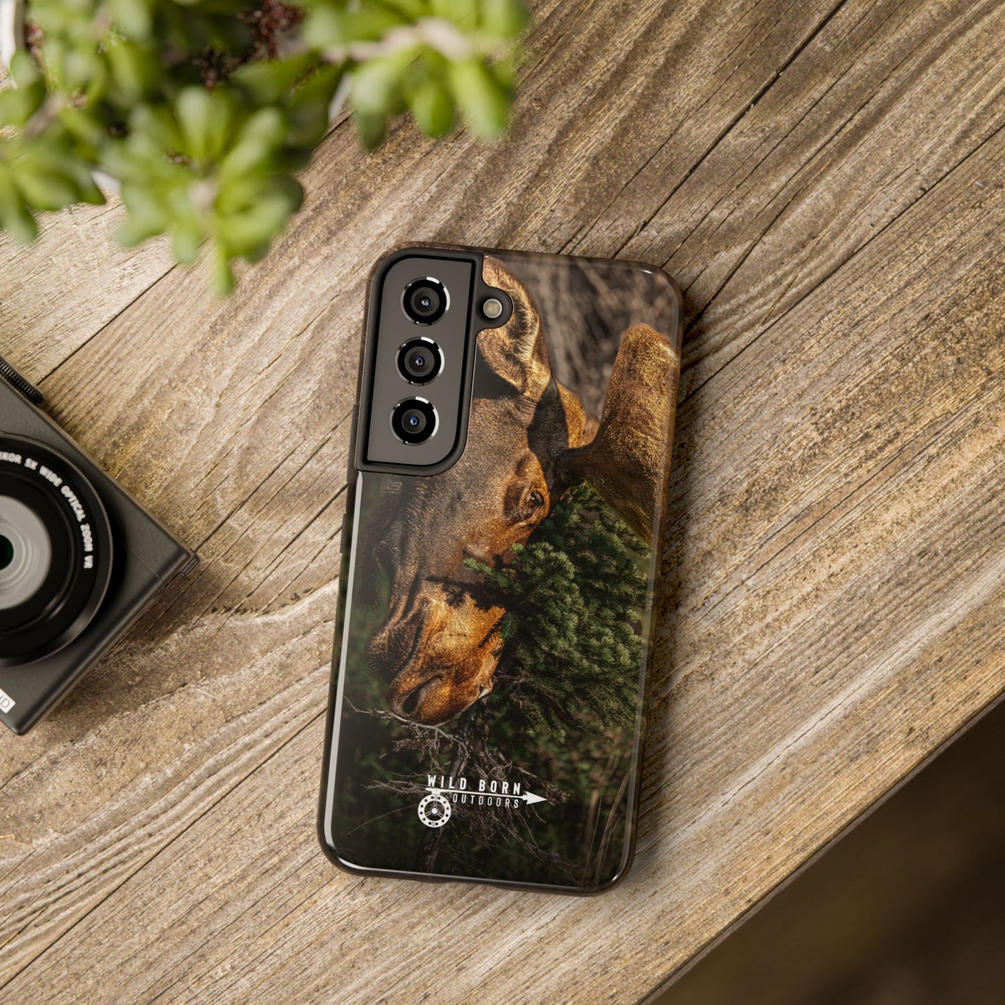 "WILD CONNECTION" PHONE CASE