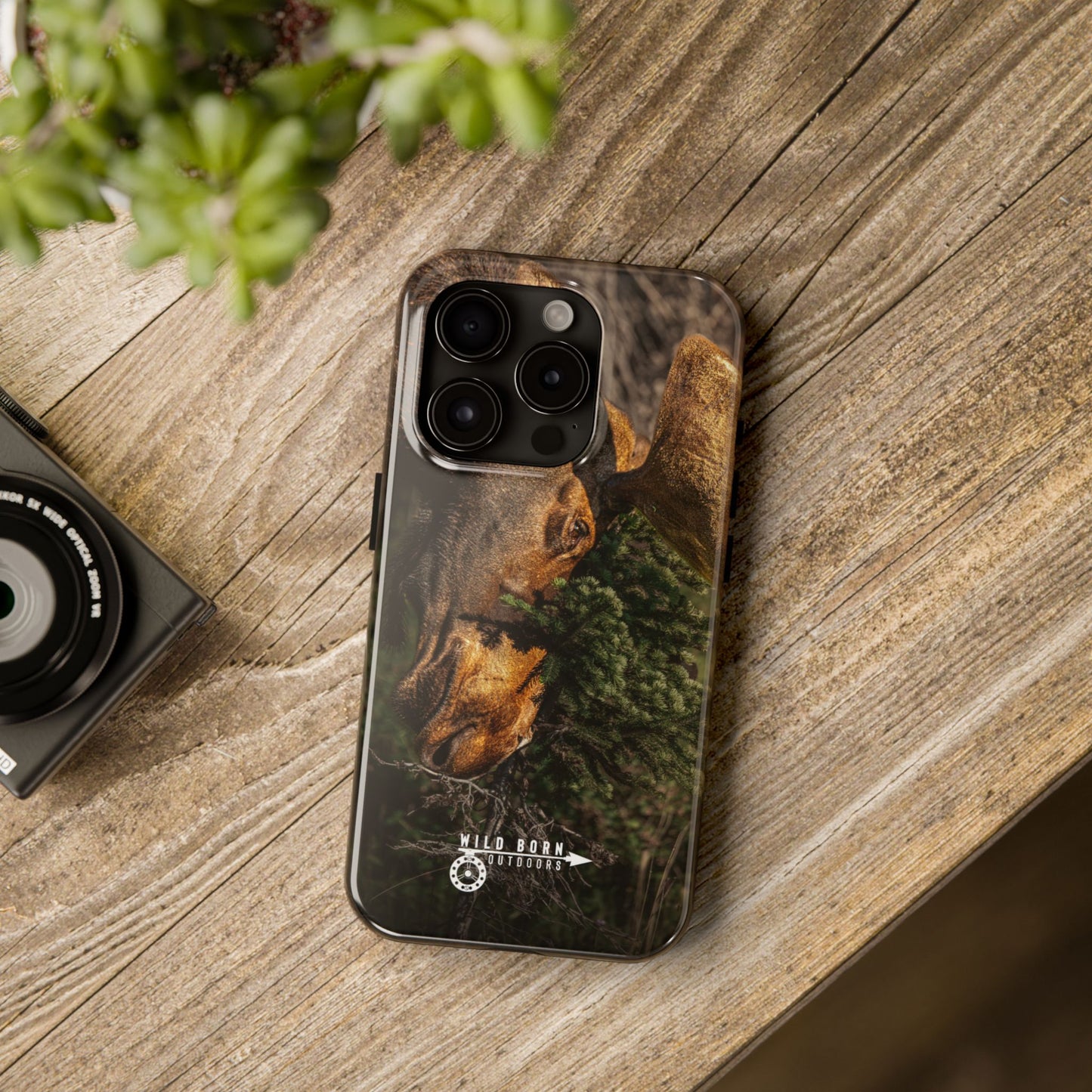 "WILD CONNECTION" PHONE CASE