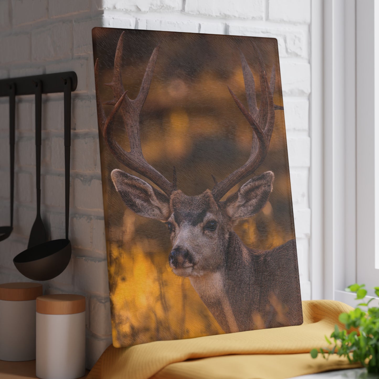 "NOVEMBER GOLD" BUCK MULE DEER - CUTTING BOARD